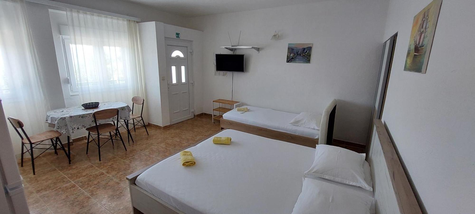 Apartments Dana Omis Room photo